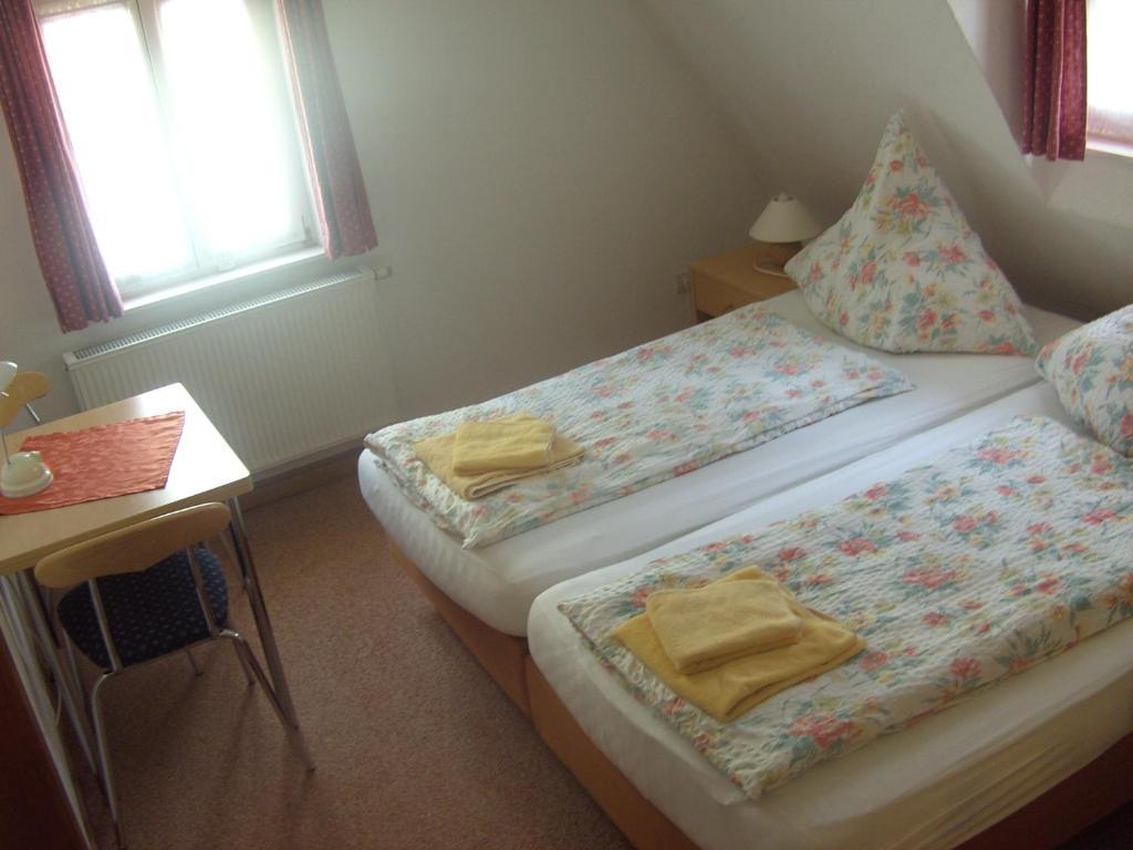 Pension Becker Rothenburg ob der Tauber Room photo